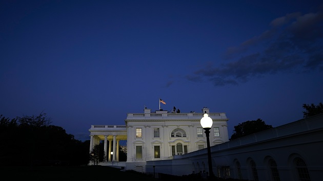 100420_getty_trump