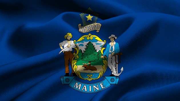 istock_10620_maineflag