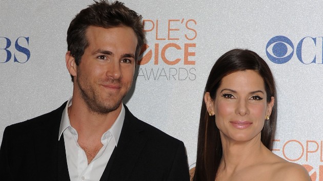 getty_sandrabullockryanreynolds_101220