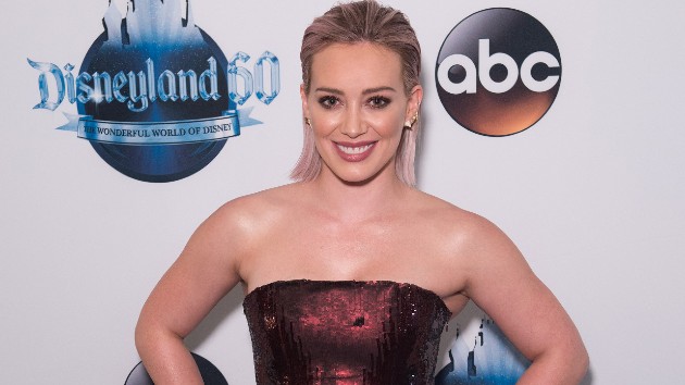 e_hilaryduff_101320