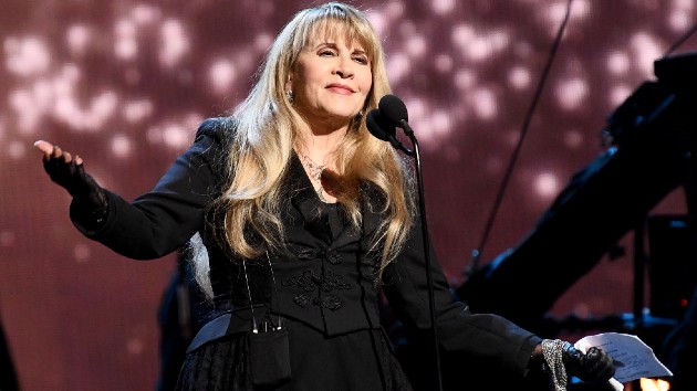 getty_stevienicks_101420