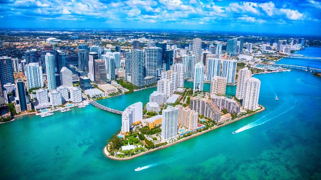 istock_101620_biscaynebay