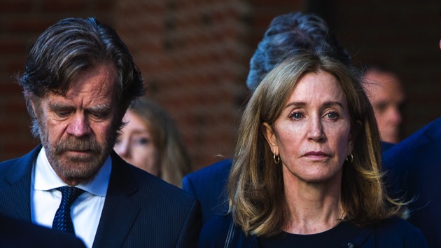 getty_102620_felicityhuffman