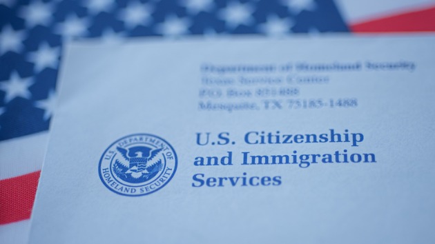 istock_uscitizenshipandimmigrationservices_112120