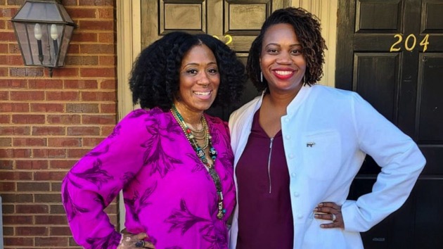 dayka-robinson-soyini-hawkins-abc-jt-201202_1606926853668_hpmain_16x9_992