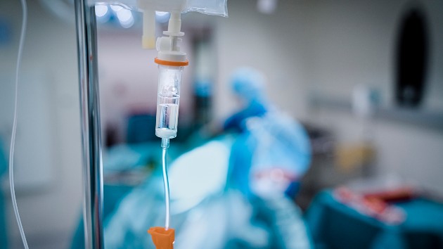 istock_12320_ivdripcovidhosp