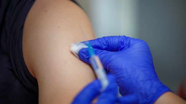 istock_120720_flushot
