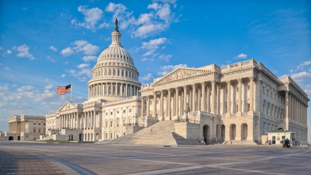 istock_121620_uscapbldg