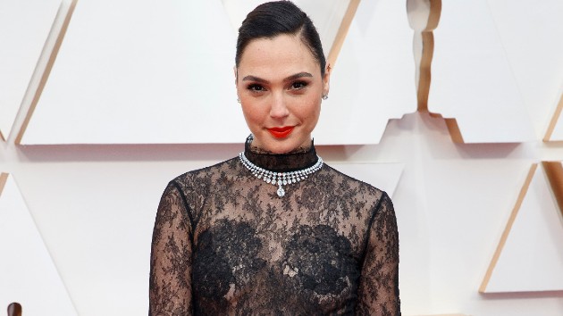 e_galgadot_122420