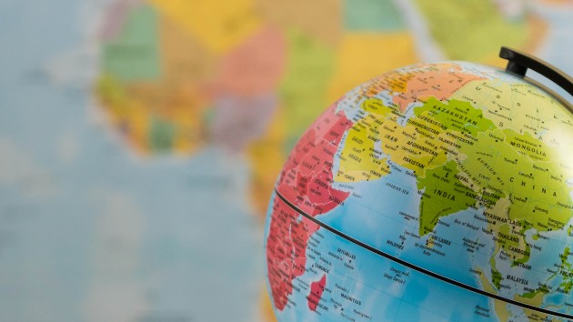 istock_123120_worldmapglobe