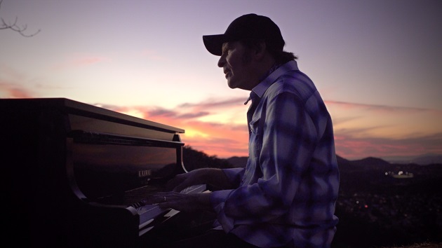 m_johnfogerty630_weepingstill_010621