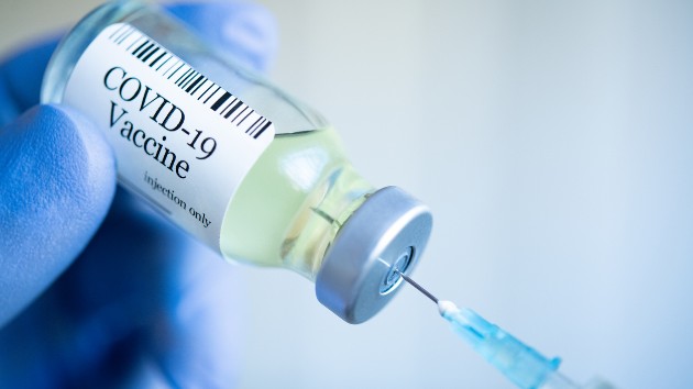 istock_1821_covidvaccvialsyringe201