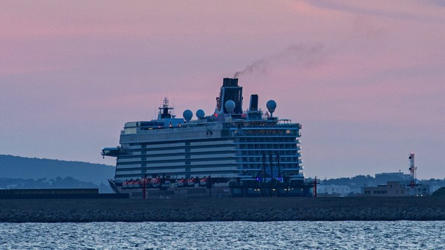 istock_012121_cruiselinercovid