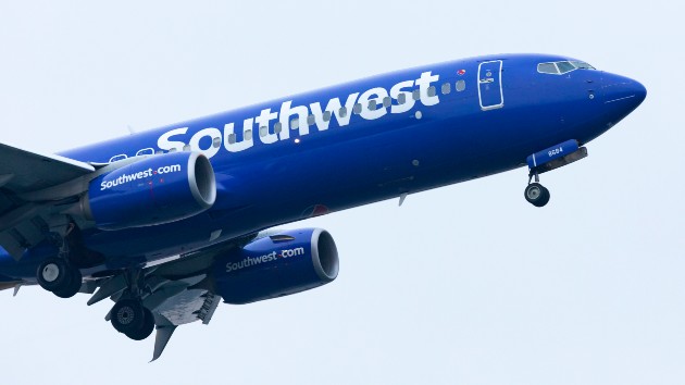 istock_12621_southwestairlinesjet