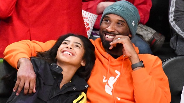 getty_kobe_and_gianna_bryant_01262021