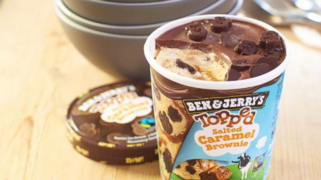 topped_salted_caramel_brownie_benjerrys_1611855926980_hpembed_2x1_992201