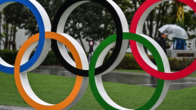 getty_020421_olympicrings