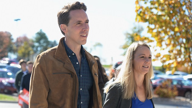 gettyimages_hawleys_020521