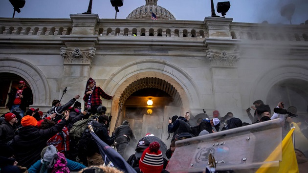 gettyimages_capitolattack_060221