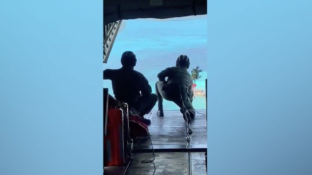 bahamas-rescue-drop-main-ht-jt-210209_1612921473909_hpmain_16x9_992201