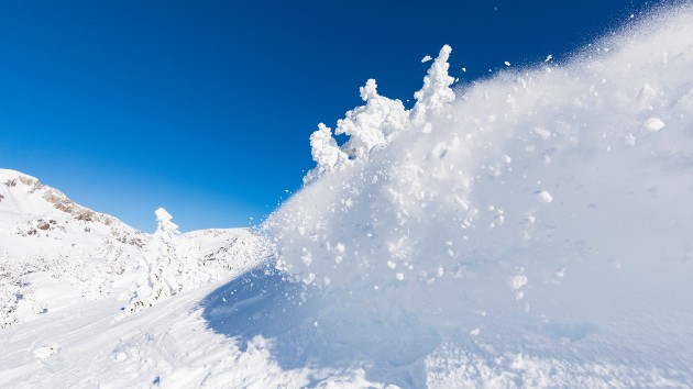 istock_21121_avalanche