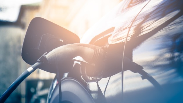 istock_21221_electricvehicle