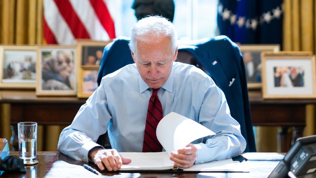 wh_21721_bidenovaloffice
