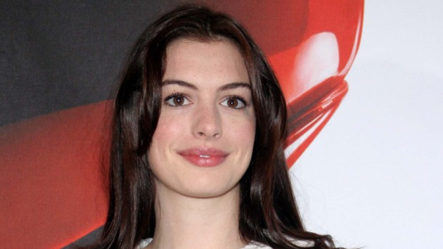 getty_anne_hathaway_02222021