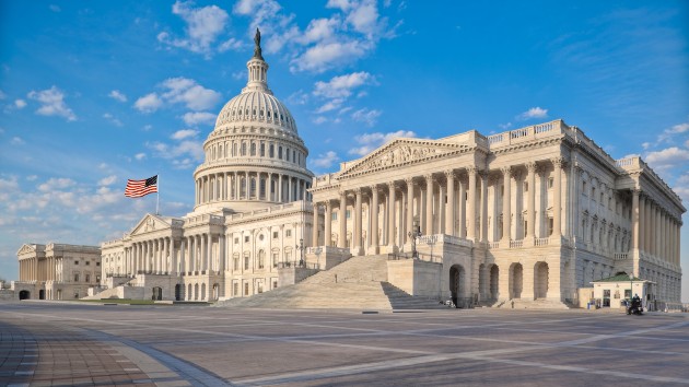 istock_22321_uscapbldg