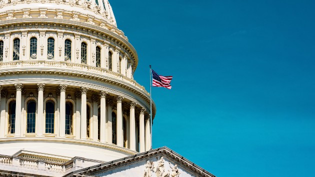 istock_3121_uscapbldg