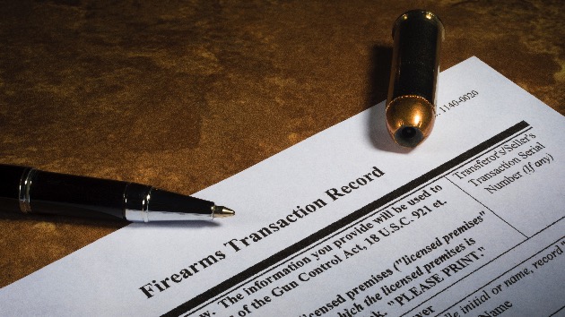 istock_031121_gunsales