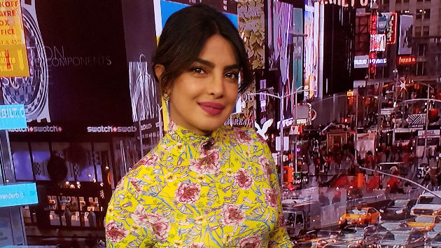 e_priyanka_chopra_04262018-5