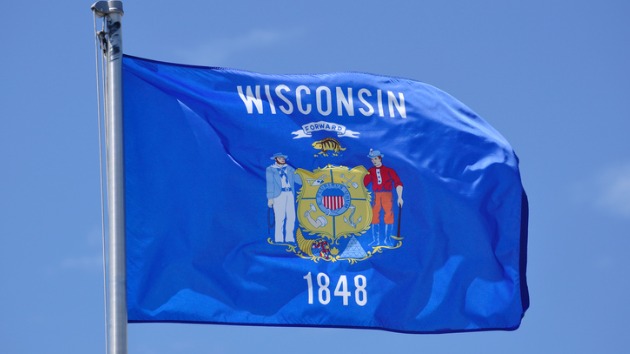 istock_wisconsinflag_031721