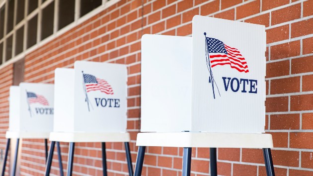 istock_31821_votingbooths