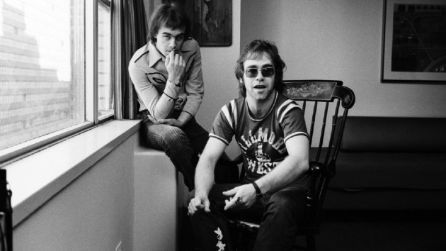 getty_eltonjohnbernietaupin_032521