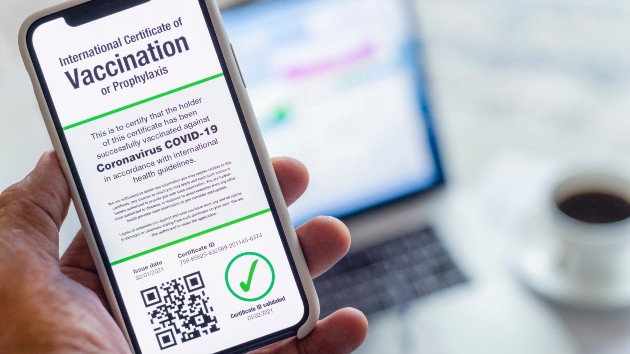 istock_33021_vaccpassport