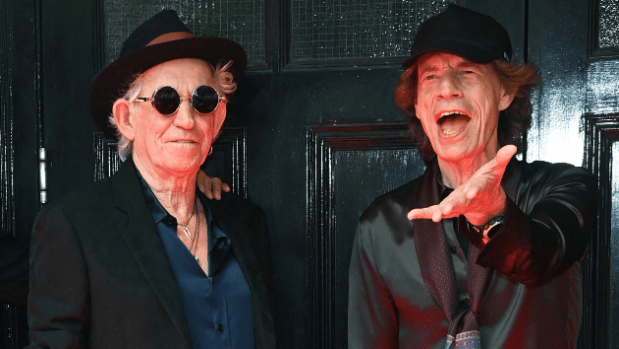 getty_mickjaggerkeithrichards_113023844054