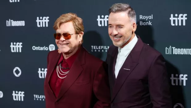 getty_eltonjohnanddavidfurnishtiff_090724702346