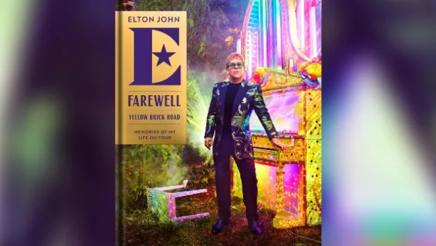 m_eltonjohnfarewelltourbook_01242491920