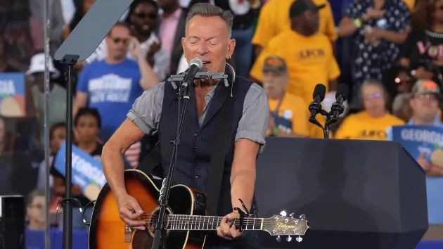 getty_brucespringsteen_102524333153