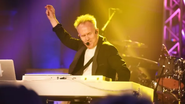 getty_howardjones_112024417394