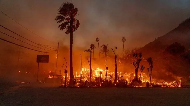 g_californiafire_010925292881