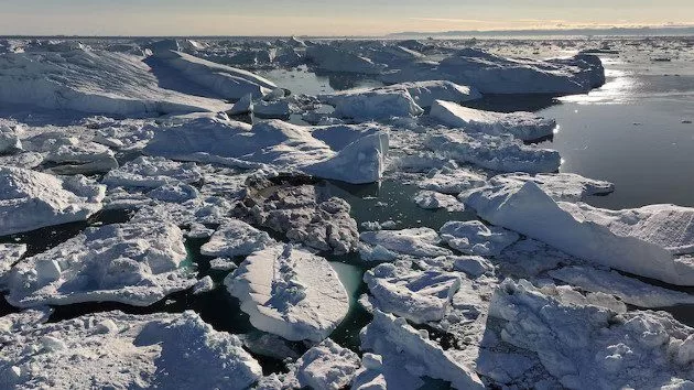 greenland-ice-sheet-01-gty-jef-240805_1722869127460_hpmain_4x3297768321603