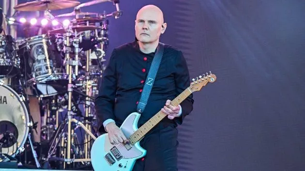 getty_billycorgan_012225491459