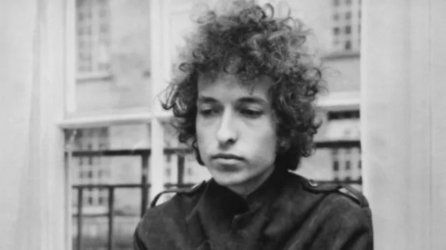 getty_bobdylan_022425330442