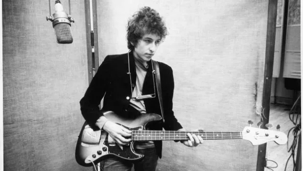 getty_bobdylan_031325738026