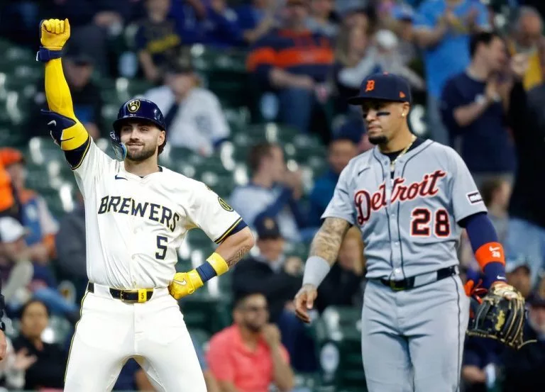 041725-brewerstigers-768x55379397-1