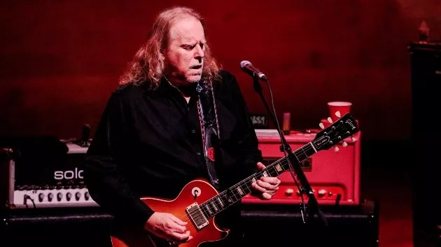getty_warrenhaynes_043025604817