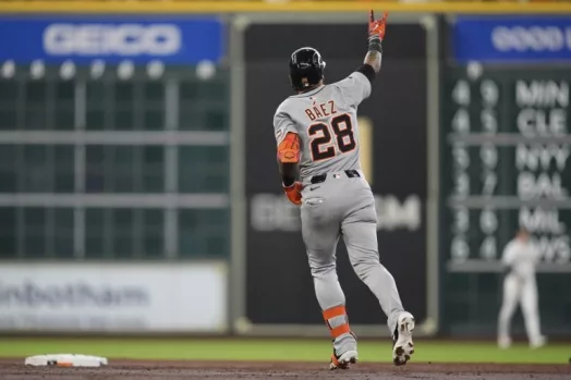 050125-tigersastros-768x512175911-1