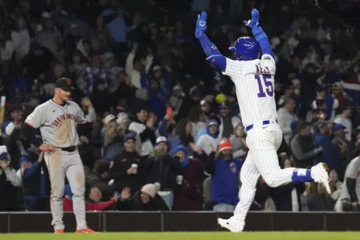 050625-cubsgiants-768x51280683-1
